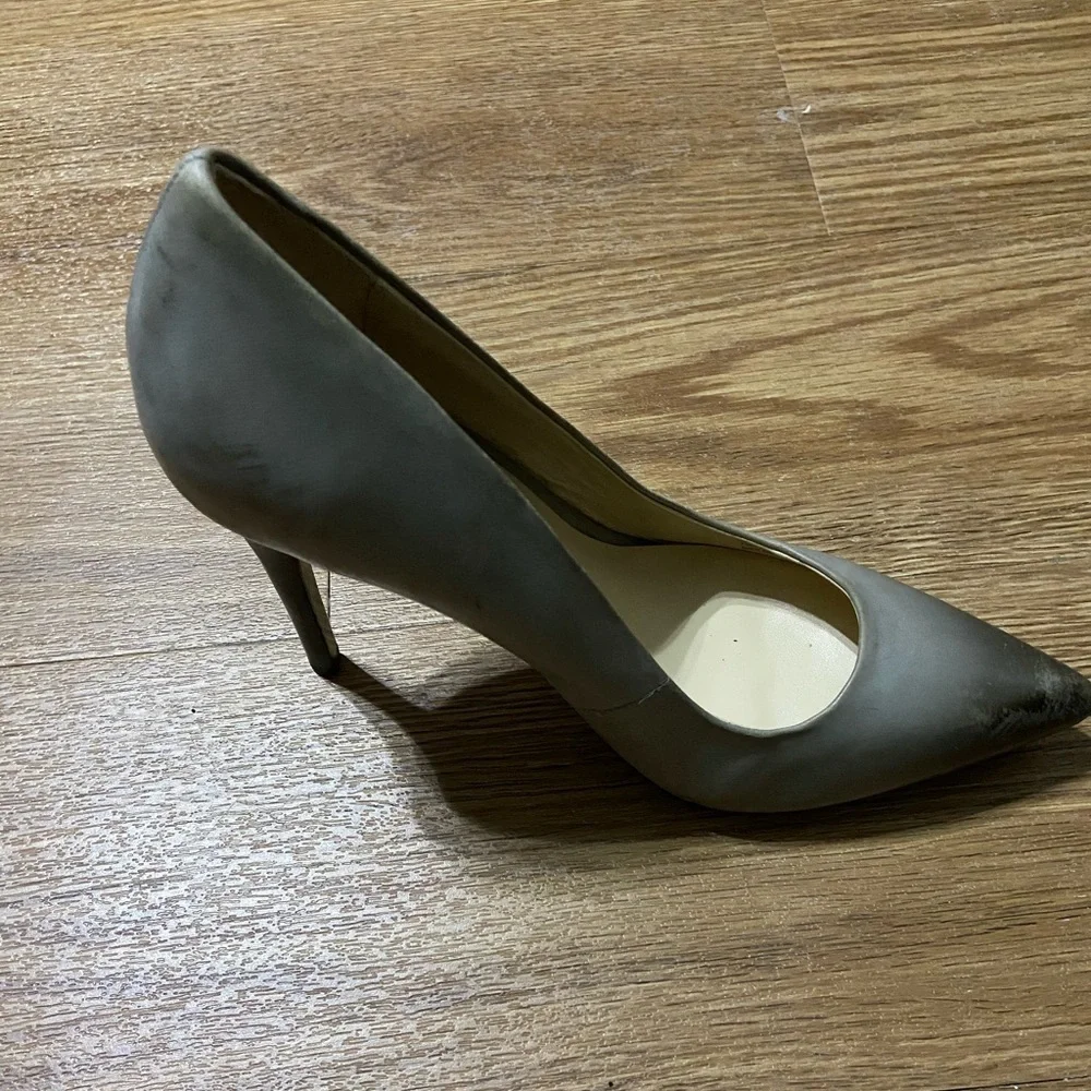 Calvin Klein Ramsay Distressed Grey Pumps